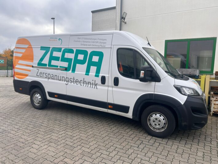 Lieferwagen mit ZESPA Folierung